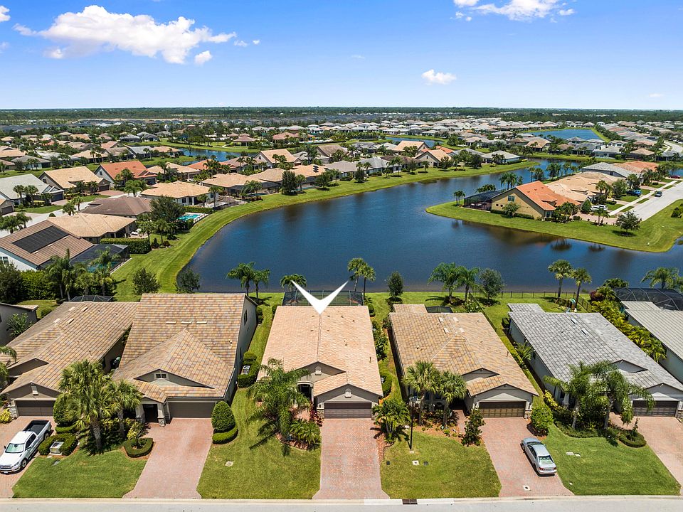 1st image of 336 SE Courances Drive