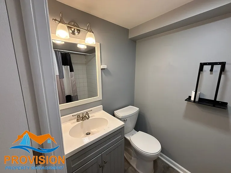 120 Kingston Rd — Photo 21