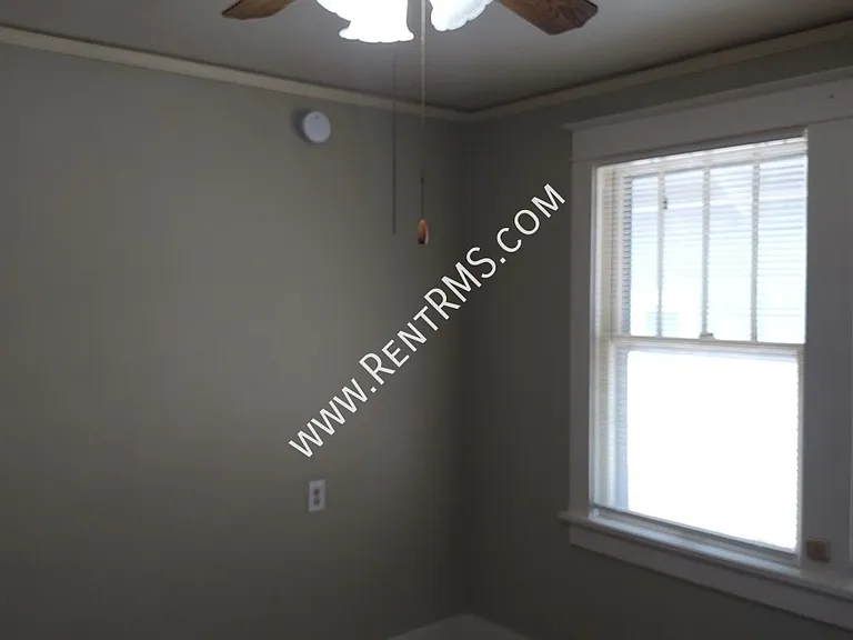 1272 SW Western Ave #2 — Photo 15