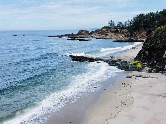 5th image of 90056 Cape Arago Hwy