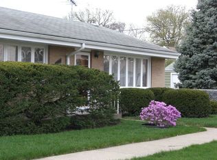 3500 Raymond Ave, Brookfield, IL 60513