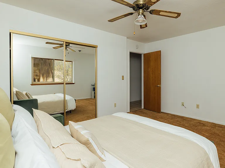 60576 Onaga Trl — Photo 11