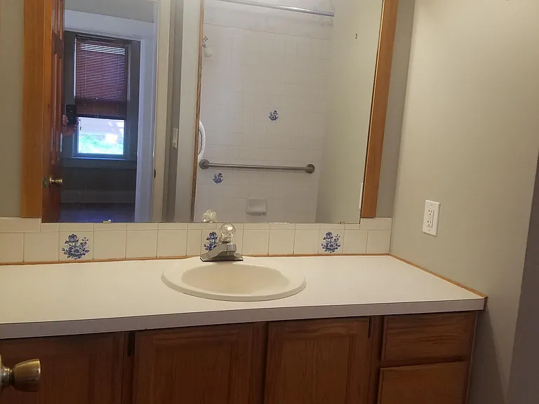 1468 S Emerson St — Photo 8