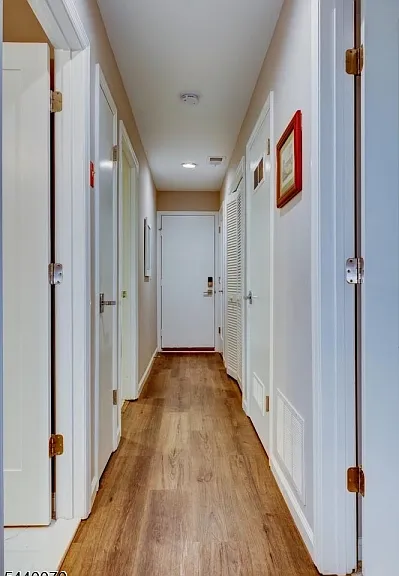 78 Wendover Ct — Photo 14