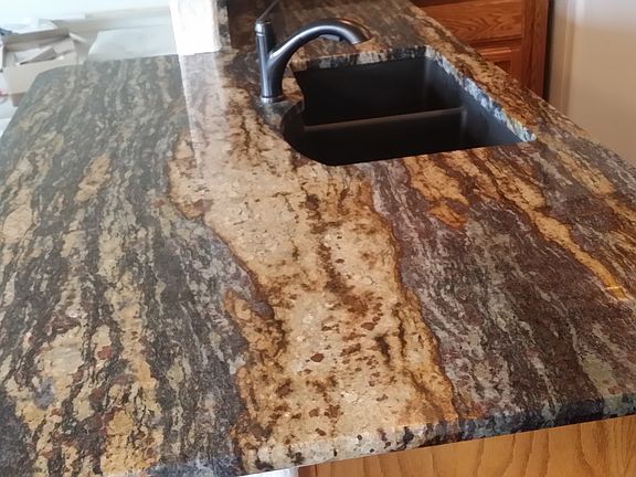 5th image of 182 Luxury Pl