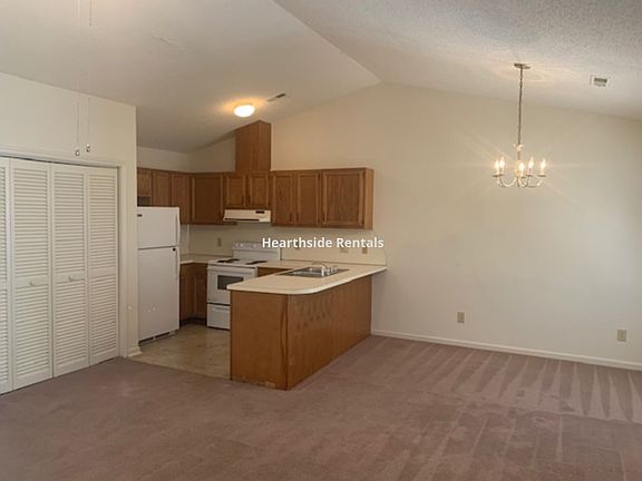5th image of 107 E West Victoria Ct