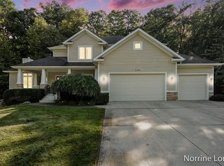 2144 Watercrest Dr NE, Ada, MI 49301