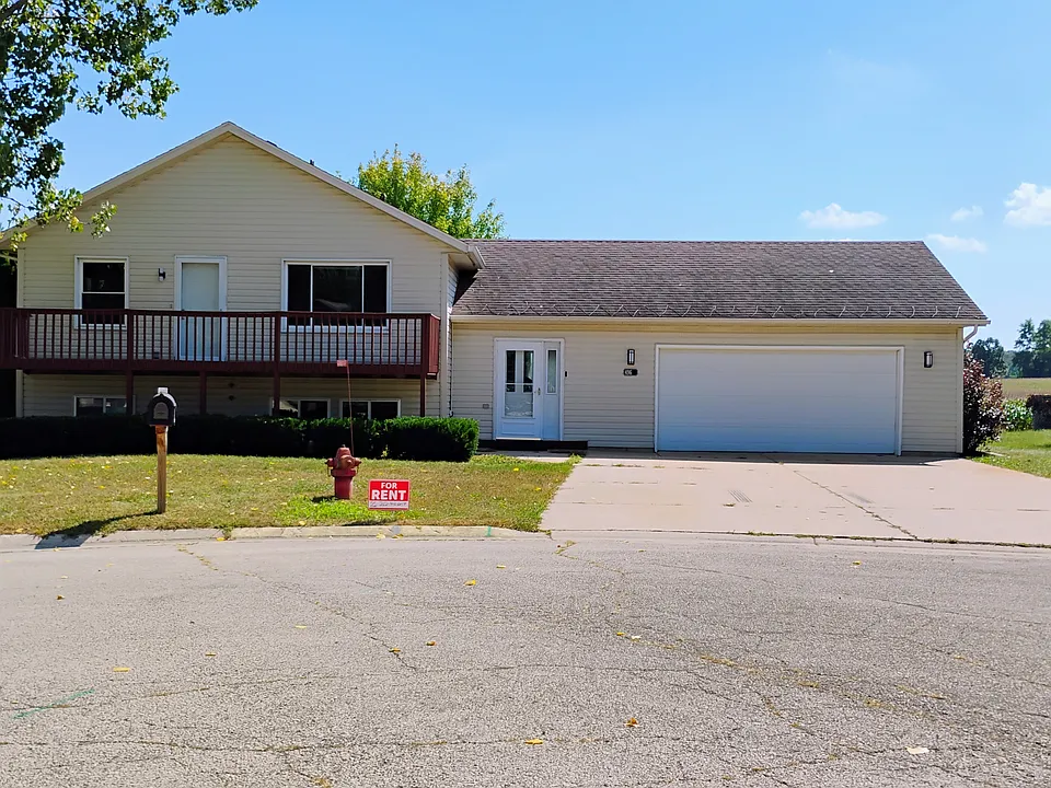 496 Tower Rd