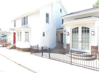 124 W Spring St, Hazleton, PA 18201