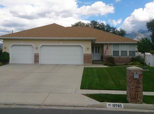 10765 S Heather Ridge Dr, Sandy, UT 84070