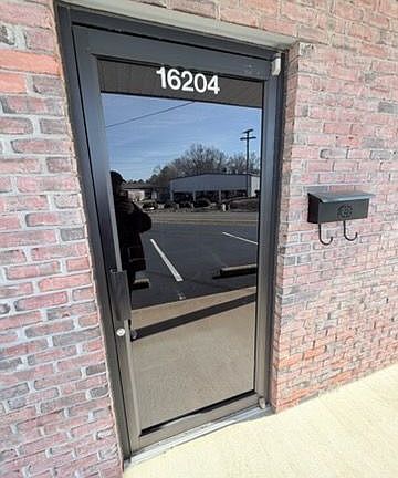 2nd image of 16204 Highland Dr