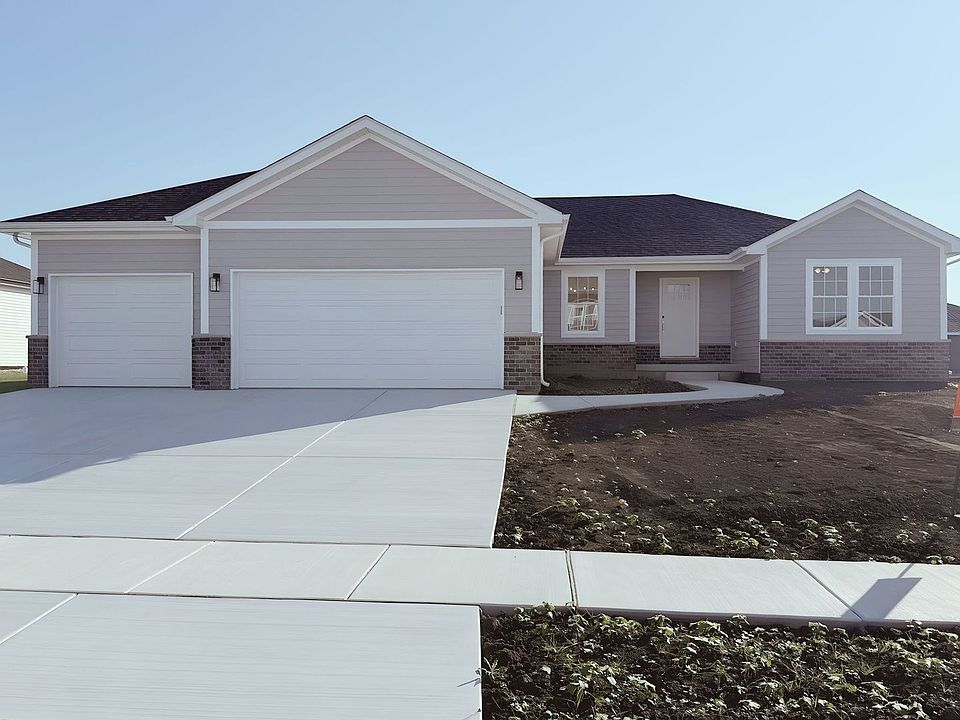 1st image of 1692 Campton Dr