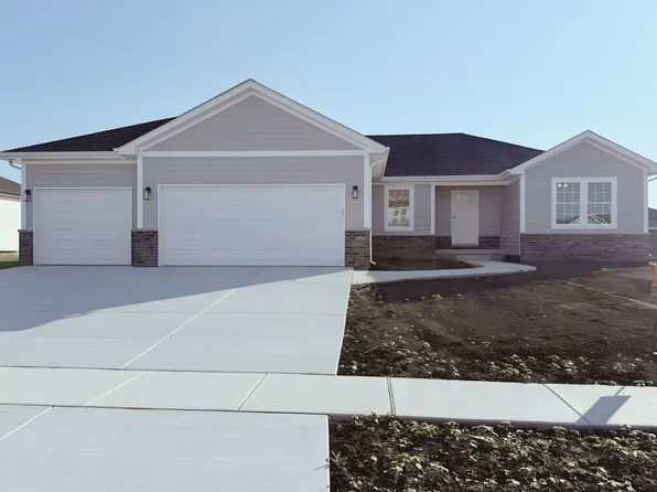 1692 Campton Dr, Bourbonnais, IL 60914