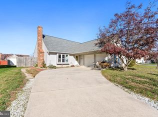 104 Heidi Ln, Logan Township, NJ 08085