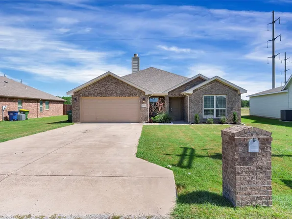 7304 Mistletoe Trl, Granbury, TX 76048