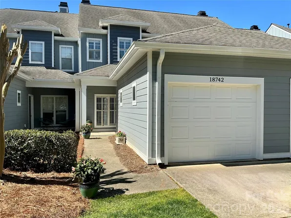 18742 Silver Quay Dr, Cornelius, NC 28031