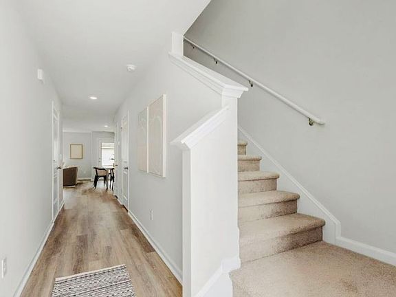 2nd image of 4158 High Glen Dr