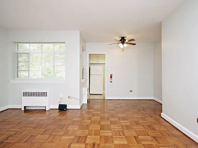 32 University Cir #205 — Photo 9