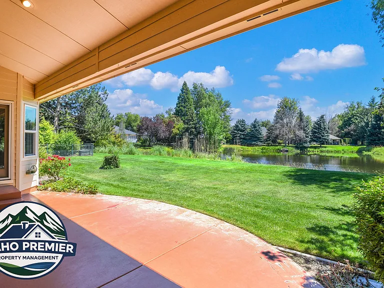 418 E Trailside Dr — Photo 30
