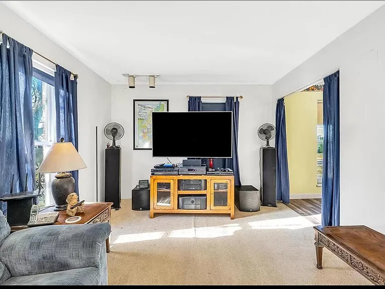 11910 Gravois Rd #3 — Photo 8