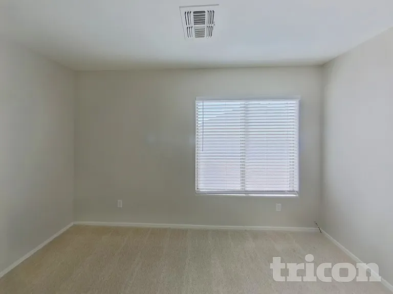 8529 W Hughes Dr — Photo 15