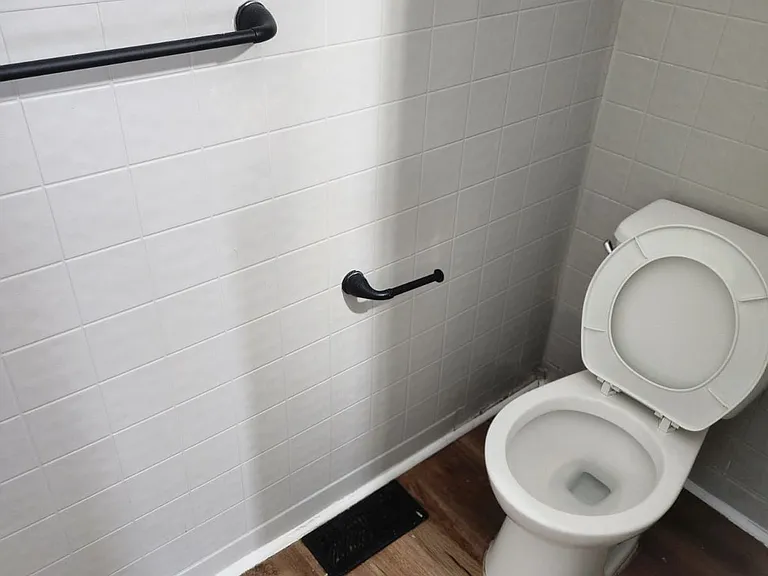 11716 Parkhill Ave #UP — Photo 7