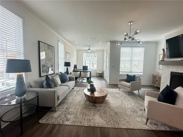 502 Healy Dr #76, Cumming, GA 30040