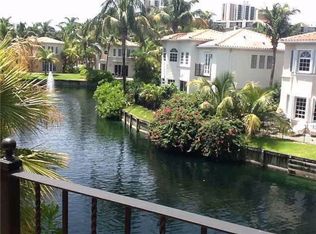 20800 NE 32nd Pl, Aventura, FL 33180