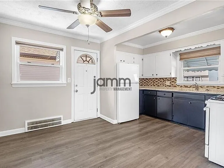 1653 Woodhurst Ave — Photo 26