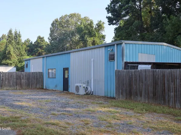106 Tranquility Ln, Columbia, LA 71418