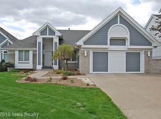 5706 Gallery Ct, West Des Moines, IA 50266