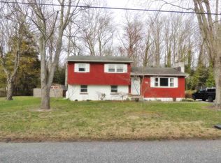 22 E Secluded Ln, Rio Grande, NJ 08242