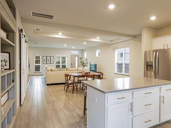 3rd image of 5501A Charles Merle Dr #20