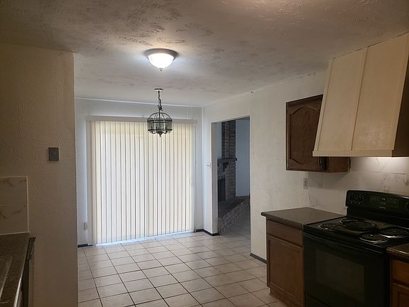 4th image of 15523 Fall Briar Dr
