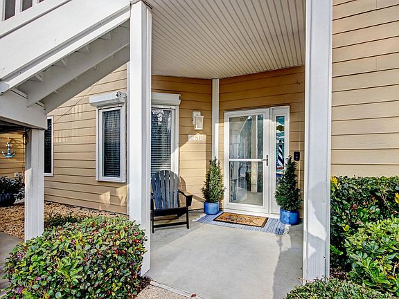 3rd image of 4515 Lighthouse Dr. #25B