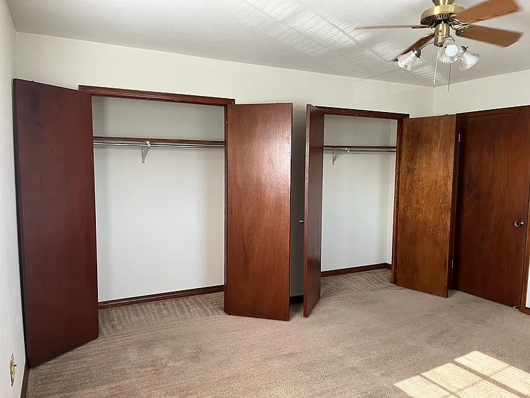 305 W Esplanade Ave #A — Photo 18