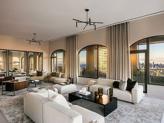4th image of 130 William St Unit Penthouse 65