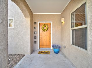 4920 Sun Cove Rd NE, Albuquerque, NM 87110