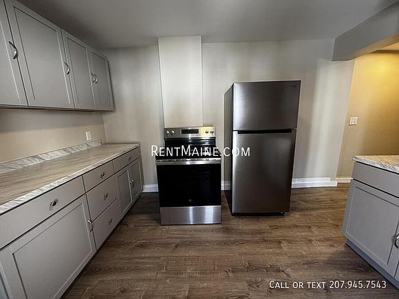 3rd image of 7 Bennett Ave APT 2