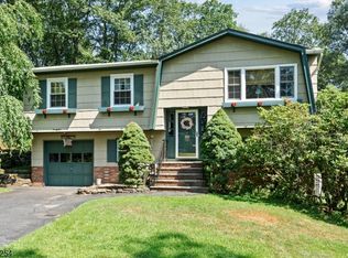 25 Mohawk Ave, Rockaway, NJ 07866
