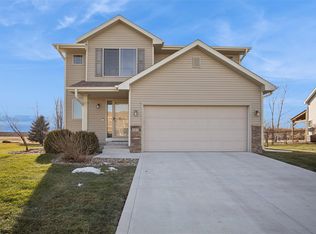 800 NE Silkwood St, Grimes, IA 50111