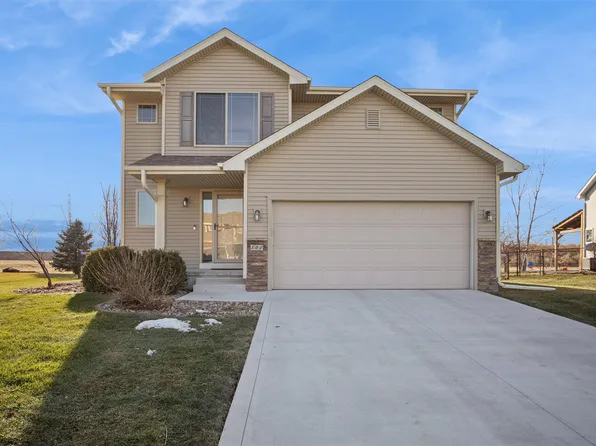 800 NE Silkwood St, Grimes, IA 50111