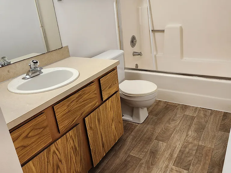 Cornerstone Village Apartments — Photo 9