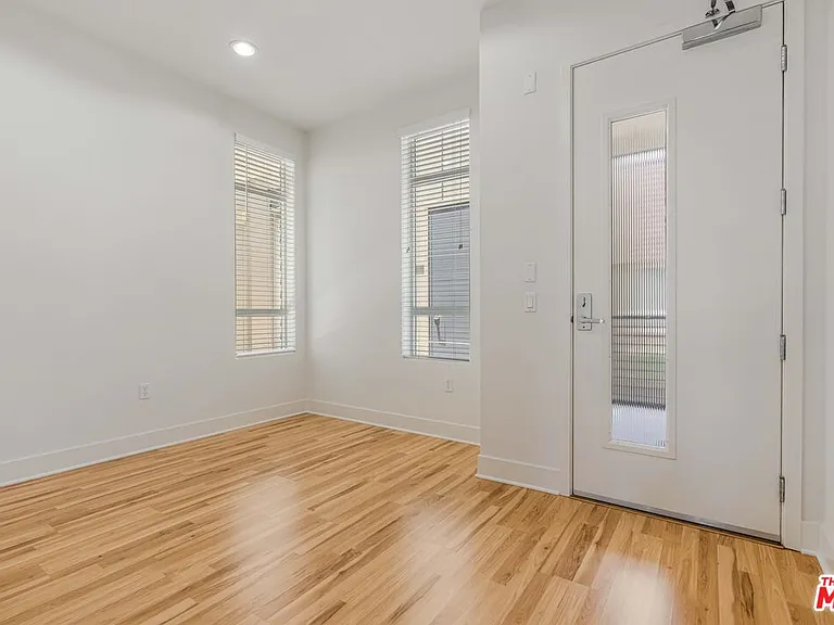 12920 Runway Rd #340 — Photo 4