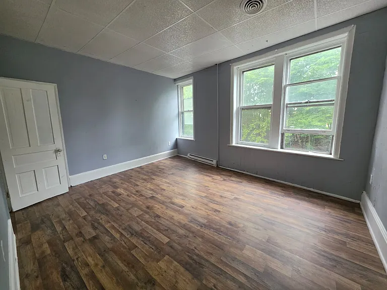 72 Lincoln Way W #2 — Photo 9