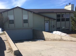 99 Union Cir, Evanston, WY 82930