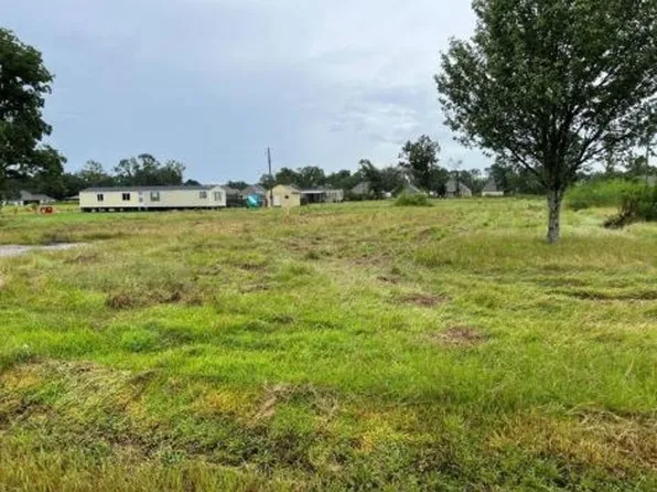 41459 Merritt Evans Rd #R, Prairieville, LA 70769