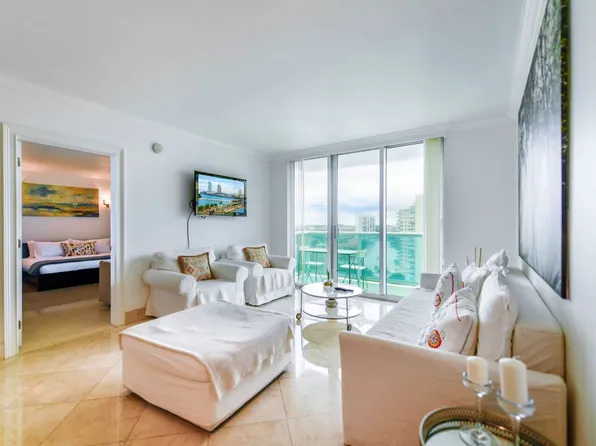 3901 S Ocean Dr, Hollywood, FL