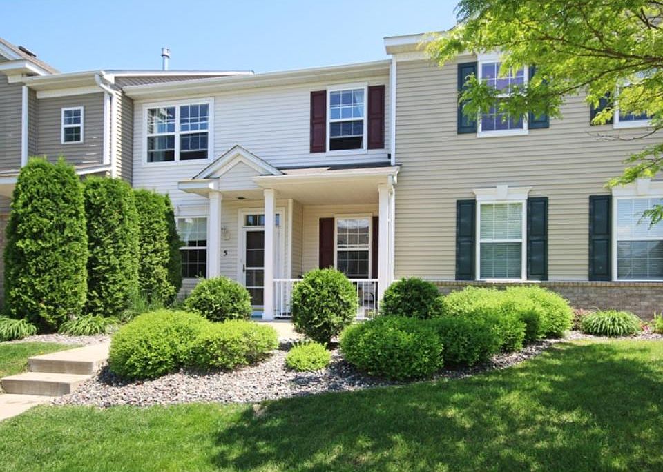1st image of 4385 Empress Dr N Unit 5