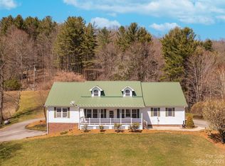 240 Phillips Rdg, Bakersville, NC 28705